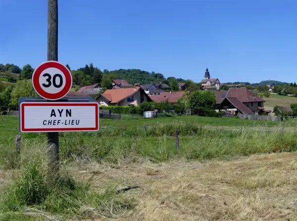 Monte Escalier 73 Monte escalier Ayn